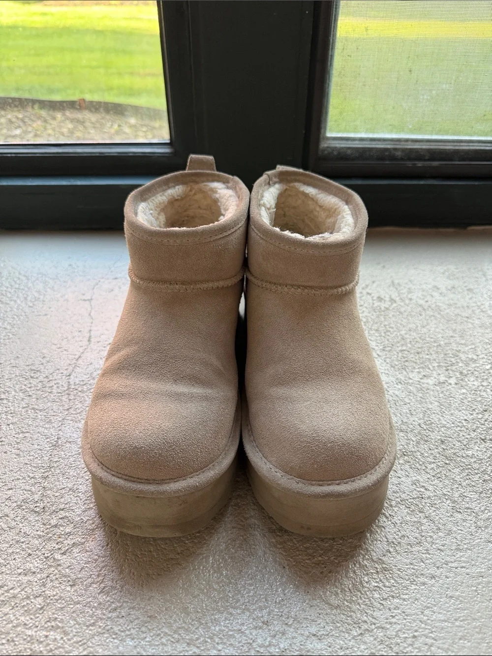 Women’s bearpaw retro shortie mushroom 11